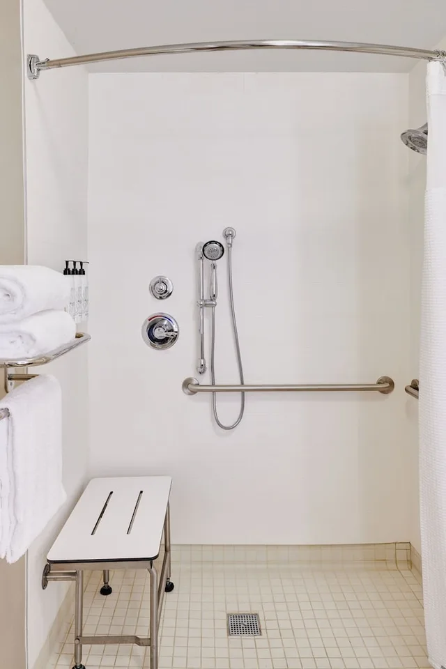 جناح بسريرين كوين مع سرير سحّاب إضافي لذوي الإعاقة، Springhill Suites Phoenix Tempe Airport 6/9