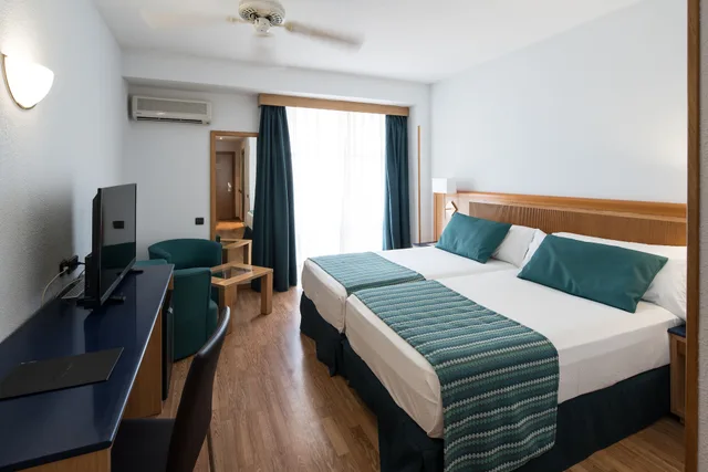 Premium, Single, Twin Beds, Hotel Catalonia Las Vegas - Adults Only 4/9
