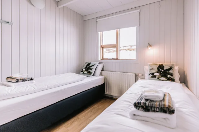 كوخ بسريرين منفصلين بغرفتي نوم، Hlíð Cottages 5/6
