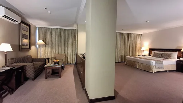 غرفة ديلوكس بسرير كينج، Herald Suites Solana 8/10