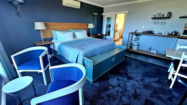 غرفة كومفورت بسرير كينج بإطلالة على البحر بغرفة نوم واحدة، Bay View Somerset West 3/10