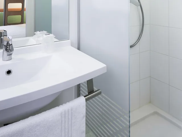 Room, Twin Beds, Ibis Budget Valence Sud 4/5
