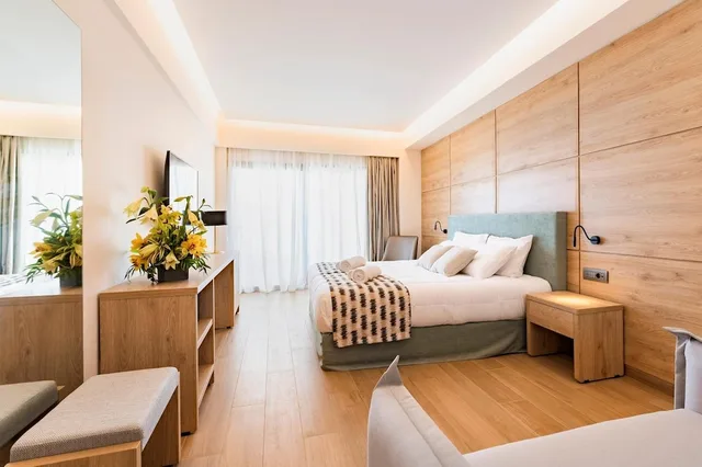 غرفة سوبيريور بسرير مزدوج مع أريكة، Acandia Hotel 7/10