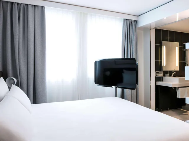 جناح تنفيذي بسرير كوين مع أريكة، Novotel Suites Paris Expo Porte De Versailles 5/10