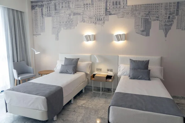 غرفة سوبيريور بشرفة، Madeira Centro Hotel 2/10
