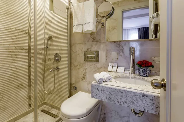 غرفة قياسية بسريرين منفصلين في الطابق الأرضي، Amiral Palace Boutique Hotel 5/5