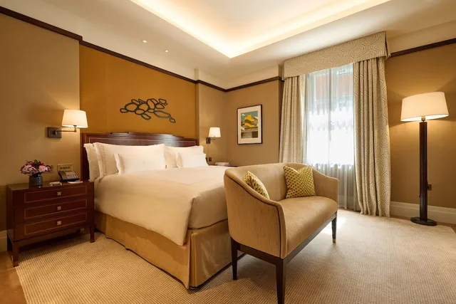 Mayfair, Suite, King Bed، The Beaumont 1/9