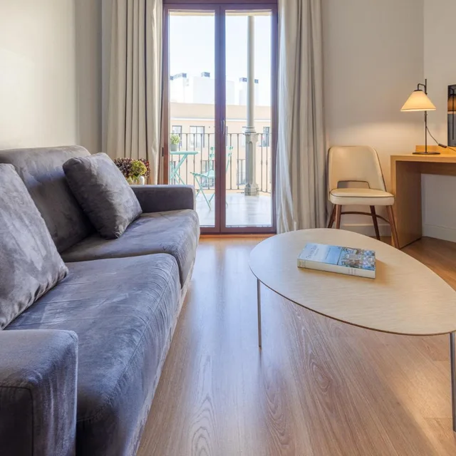 جناح جونيور مع أريكة، Hotel Arc La Rambla 4/6