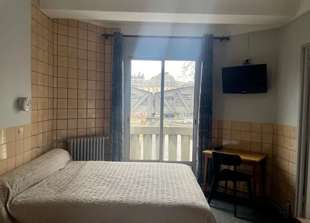 Room, Double Bed, Hotel de la Comete 3/5