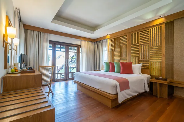 Deluxe, Chalet, Ao Prao Resort 2/4
