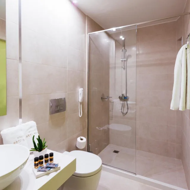 Room, Double or Twin Bed, Garden or Mountain View، Elounda Akti Olous Hotel - Adults Only 9/10