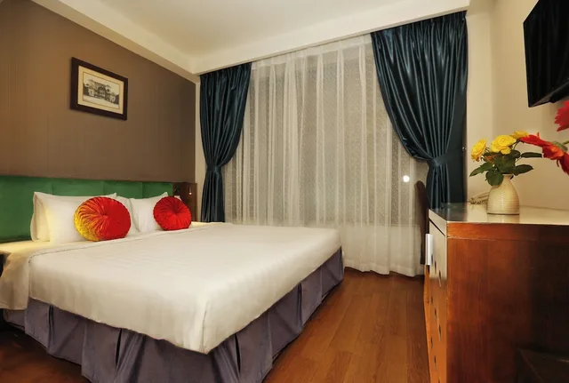 غرفة ديلوكس بسرير كوين، Aviary Hanoi Hotel and Travel 5/8