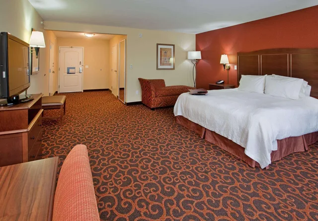 استوديو بسرير كينج، Hampton Inn And Suites Aberdeen 3/5