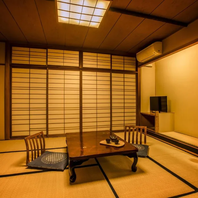غرفة يابانية قياسية بدون إطلالة بحمام مشترك، Ooedo Onsen Monogatari Gero Bekkan 3/3