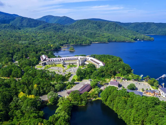 جناح ياباني غربي، Urabandai Lake Resort 2/2