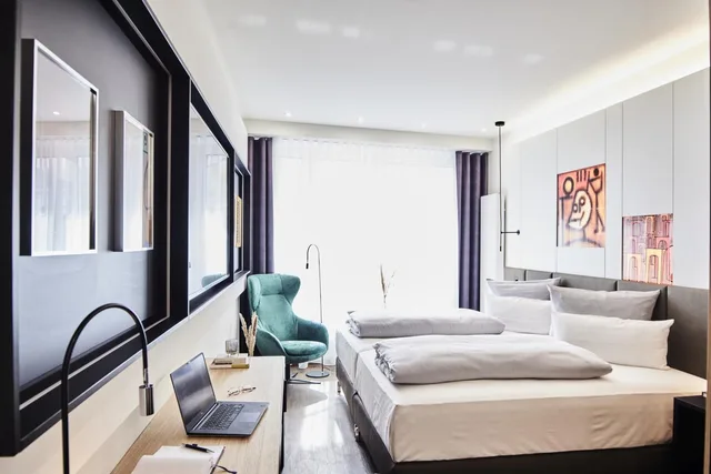 غرفة ديلوكس بسرير كوين، Design & Kunsthotel Munchen 1/1