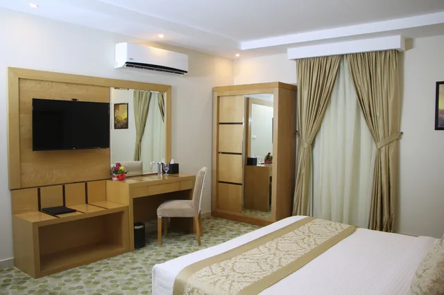Superior, Double Bed, Smoking, Al Muhaidb Residence Alkhafji 2/4