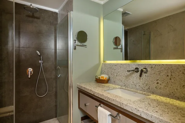 غرفة بسرير مزدوج بإطلالة على المسبح، Molino Hotel 9/10