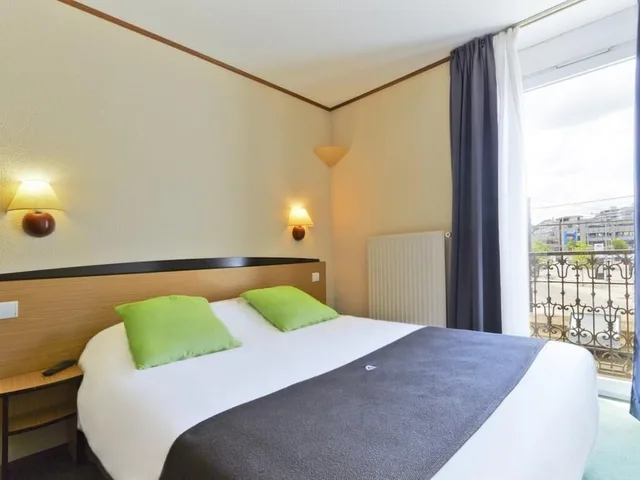 غرفة قياسية بسرير كوين، Hotel Restaurant Campanile Dijon Centre Gare 3/10