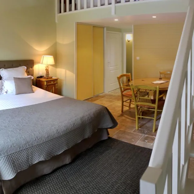 Mezzanine, Family, Terrace or Ground Floor، Relais Du Silence Residence de Rohan 2/10