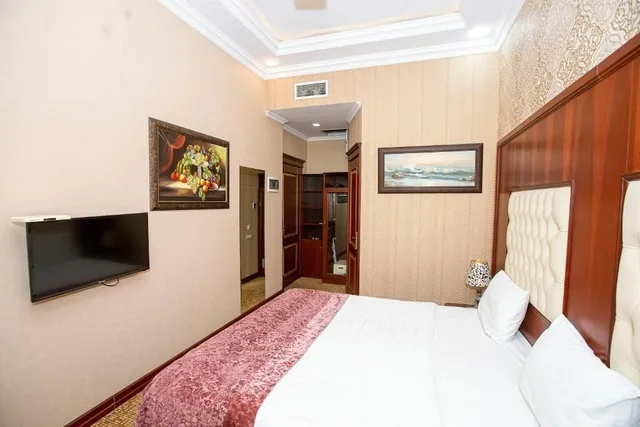 غرفة كومفورت بسرير كوين بإطلالة على المدينة، Clover Hotel Baku 2/7