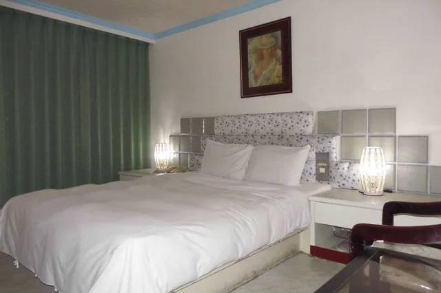 Room, Double Bed, Modern Plaza Hotel 2/10
