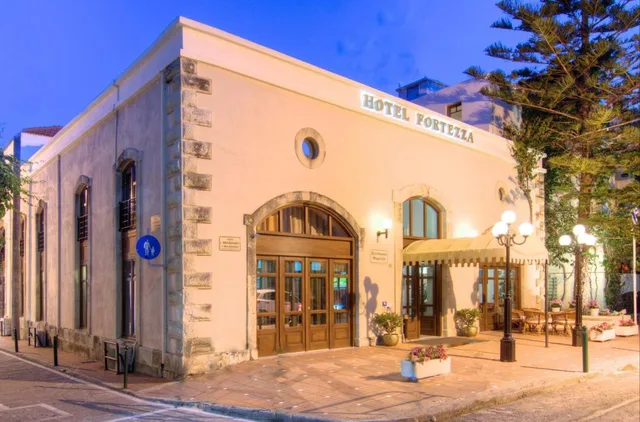 غرفة تُحدَّد عند الوصول، Fortezza Hotel 1/1