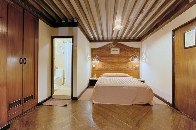 Deluxe, Suite, Queen Bed, KANTIPUR TEMPLE HOUSE 1/2