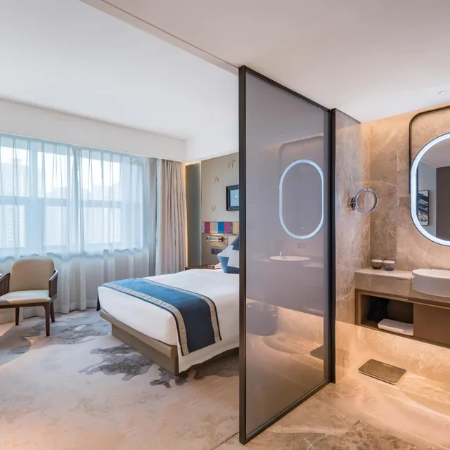 غرفة بسرير مزدوج بحمام خاص، Beijing Guangxi Hotel 2/4