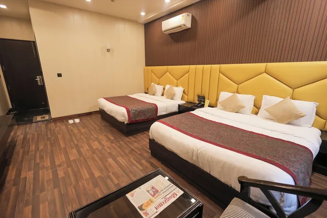 غرفة عائلية رباعية بسريرين كينج، Hotel Krishnam 8/10