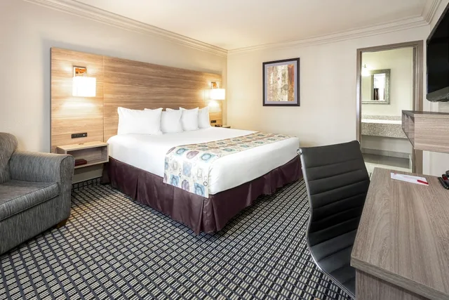 جناح استوديو ديلوكس بسرير كينج، Red Lion Inn & Suites Houston IAH Airport 2/10