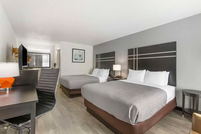 غرفة بسريرين كوين، Quality Inn & Suites Hardeeville - Savannah North 2/3