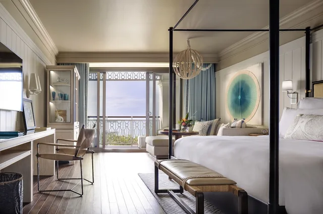 غرفة بريميير بسرير كينج بإطلالة على البحر، Rosewood Baha Mar 3/4