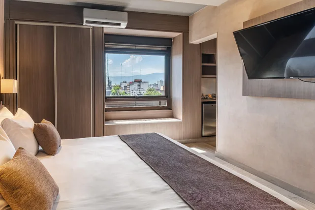 Master, Suite, Ramada Plaza by Wyndham Tucuman 2/4