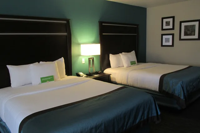 غرفة بسريرين كوين بإطلالة على المدينة، La Quinta Inn Suites By Wyndham Sioux Falls 1/5