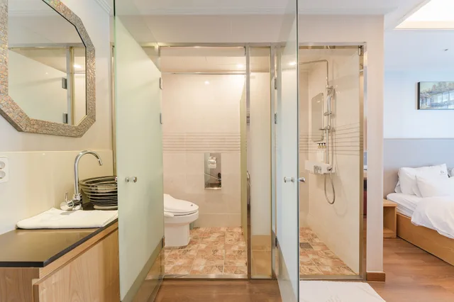 Standard, Twin Beds, Central Park Hotel Busan 3/5