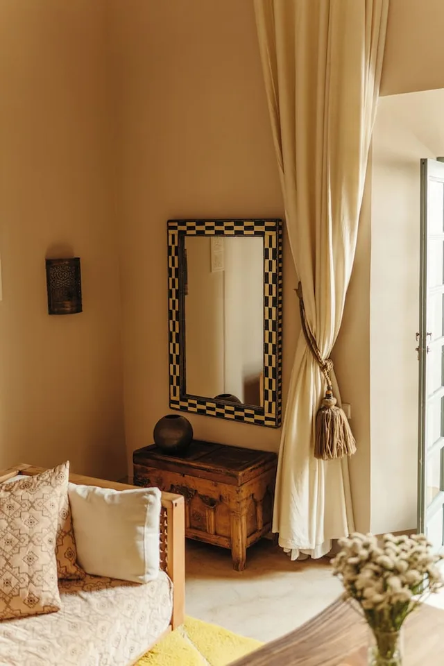 جناح سوبيريور بسرير كينج، Ryad Dyor 4/10