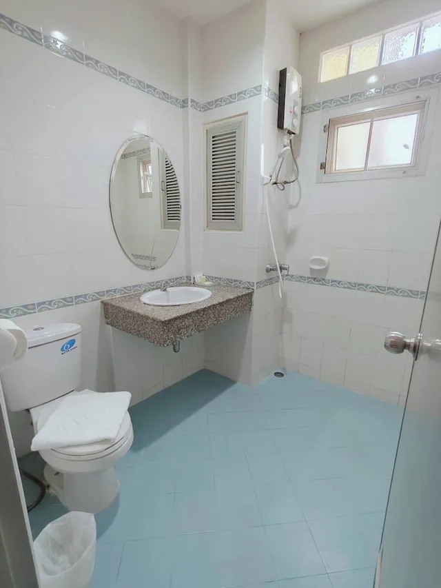 غرفة عائلية رباعية بسرير كينج وسرير فردي، Sabai Hotel 2/3