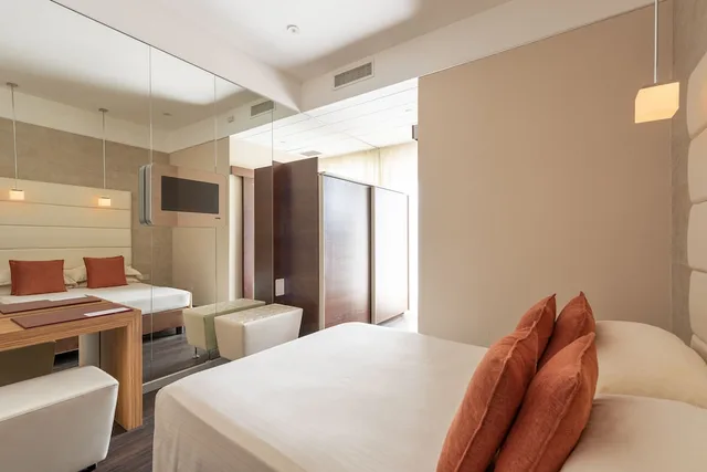 غرفة ديلوكس ثلاثية بسرير كوين وسرير فردي، BIO BOUTIQUE HOTEL XU' 2/6