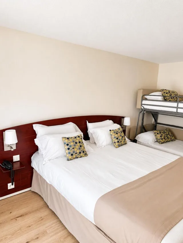 غرفة رباعية، Kyriad Saint Malo Ouest Dinard 1/6