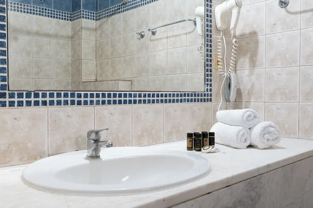 Renovated, Single Bed, Garden View، Assa Maris Beach Hotel 7/10