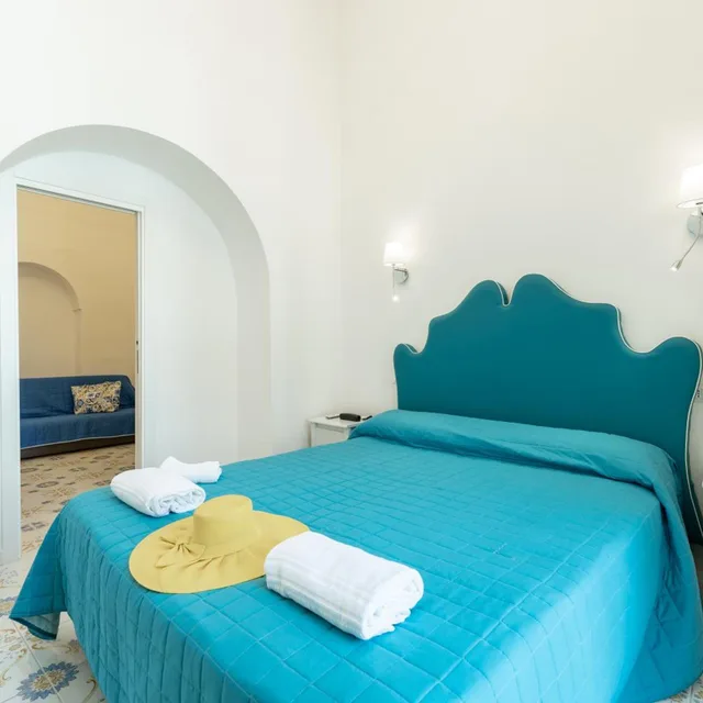 شقة، Hotel Fontana 4/10