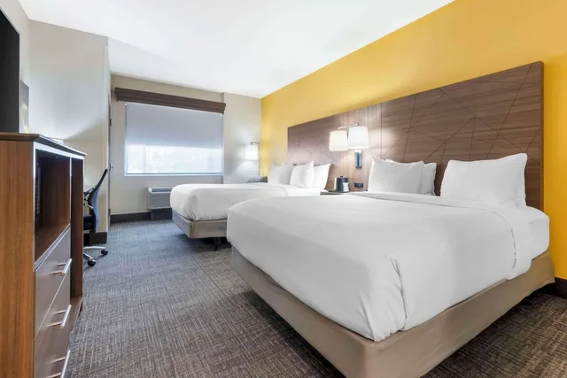 غرفة بسريرين كوين لذوي الإعاقة، Comfort Inn Portales 1/4