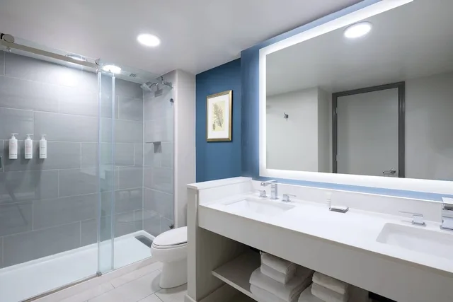 Tower, Studio, King Bed, Water Front, Sofa, Balcony, Marriott Sanibel Harbour Resort And Spa 4/8