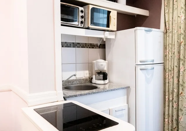 شقة بسرير كوين مع أريكة، Moreno 820 Design Apartments 7/8