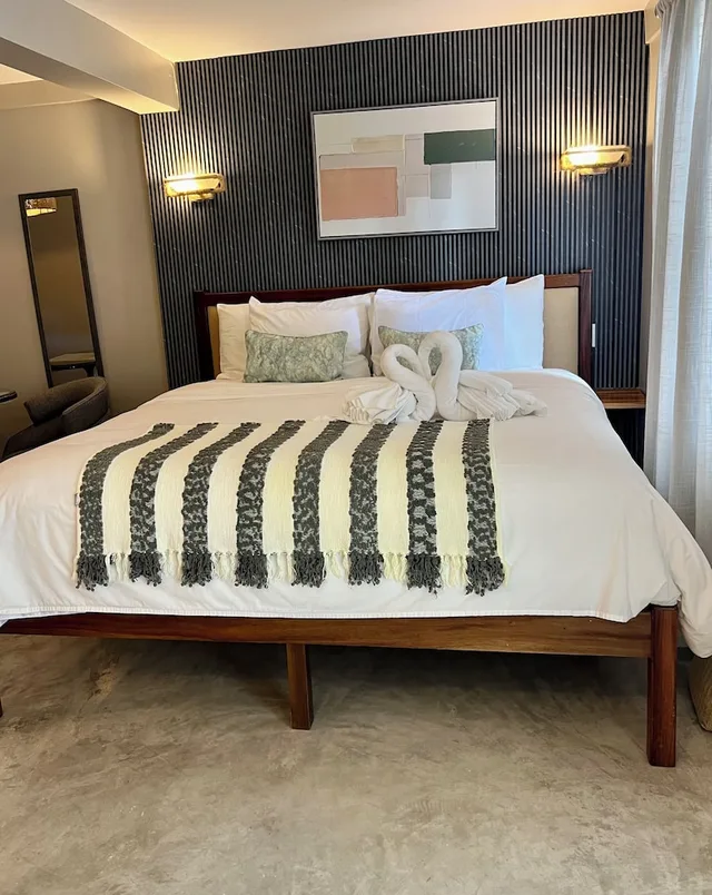 Junior Suite, King Bed, Ocean View, Pool Deck، Mata Rock Resort 8/10