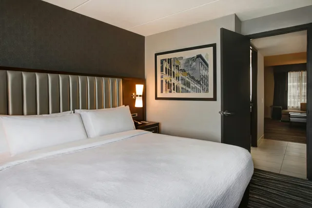 3 Rooms, Suite, 2 King Beds، Embassy Suites Hotel Syracuse 3/4