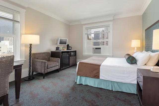 استوديو بسرير كوين، WorldMark San Francisco 1/8