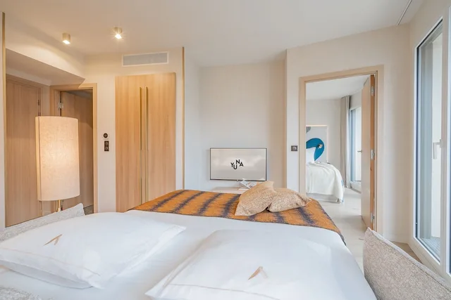 شقة بريميوم بسرير كوين بشرفة بغرفة نوم واحدة مع أريكة، Yuna Porte Maillot - ApartHotel 1/10