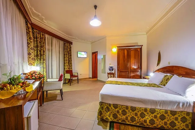 غرفة كومفورت مفردة بسرير كينج، Chez Lando Hotel 3/7